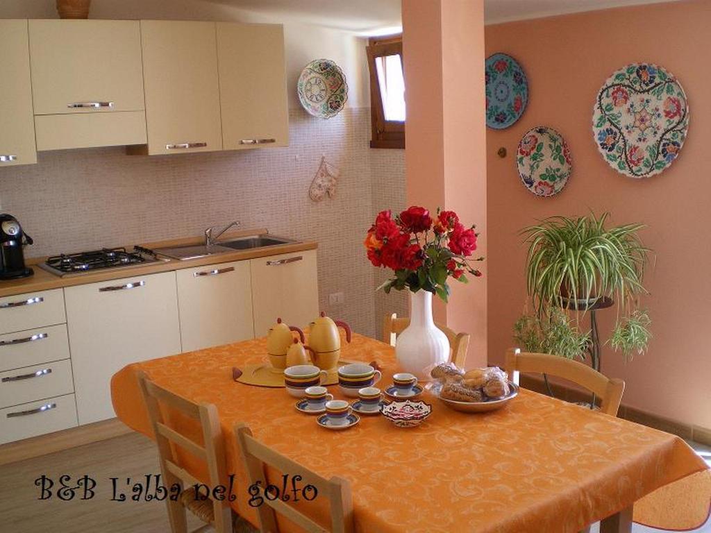 B&B L'Alba Nel Golfo Кастелсардо Екстериор снимка