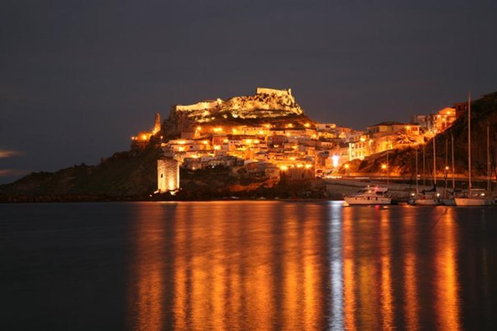 B&B L'Alba Nel Golfo Кастелсардо Екстериор снимка